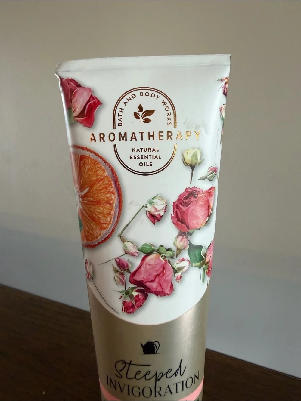 Bath & Body Works Aromatherapy Steeped Invigoration Rose Tangerine Tea Cream